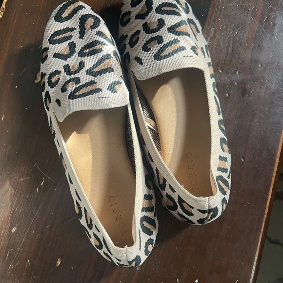 Torrid Leopard Stretch Knit Loafers - Picture 4 of 6